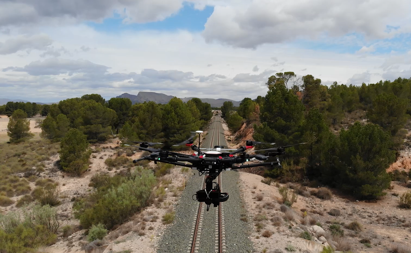 01_Dron_rail