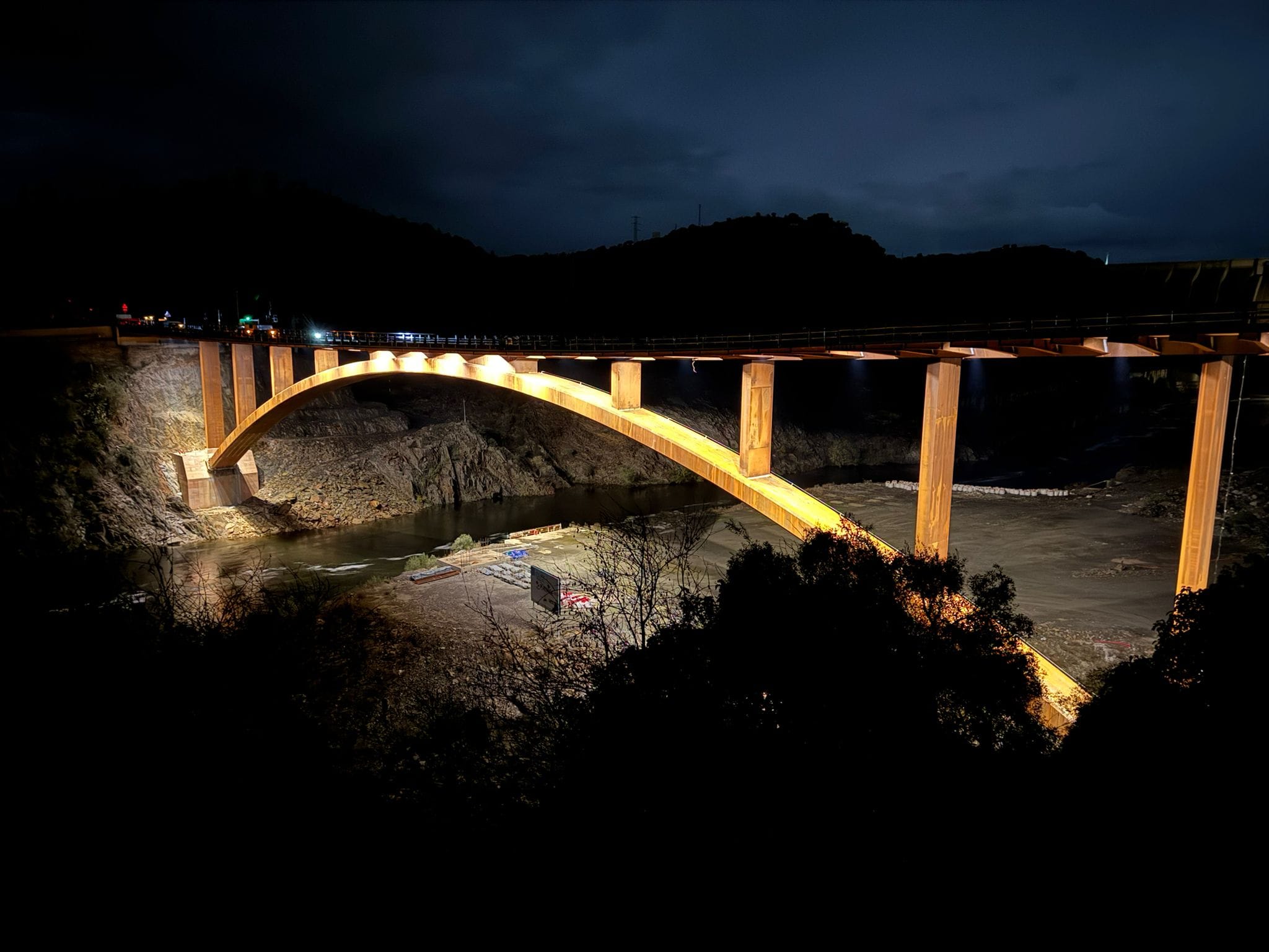 12_ILUMINACIÓN NUEVO PUENTE EN ALCÁNTARA 001
